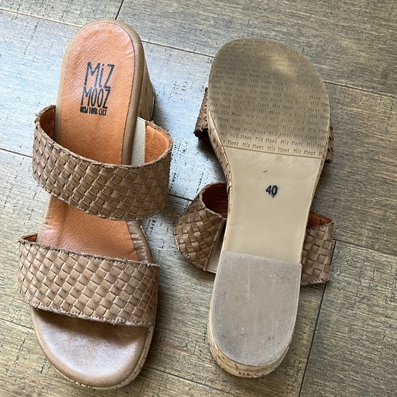 MIZ MOOZ Genna Leather Sandal - Picture 5 of 5